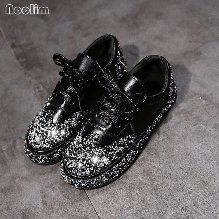 Printemps baskets femmes appartements strass Bling chaussures décontractées dames paillettes couleurs mélangées bout rond à lacets chaussures de danse: Black / 35