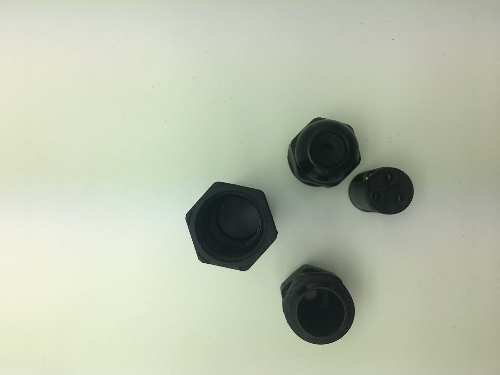 4pcs/lot IP68 Waterproof Connector 3 Pin Electrical Terminal Adapter Wire Connector Screw Soldering Pin connector for Light