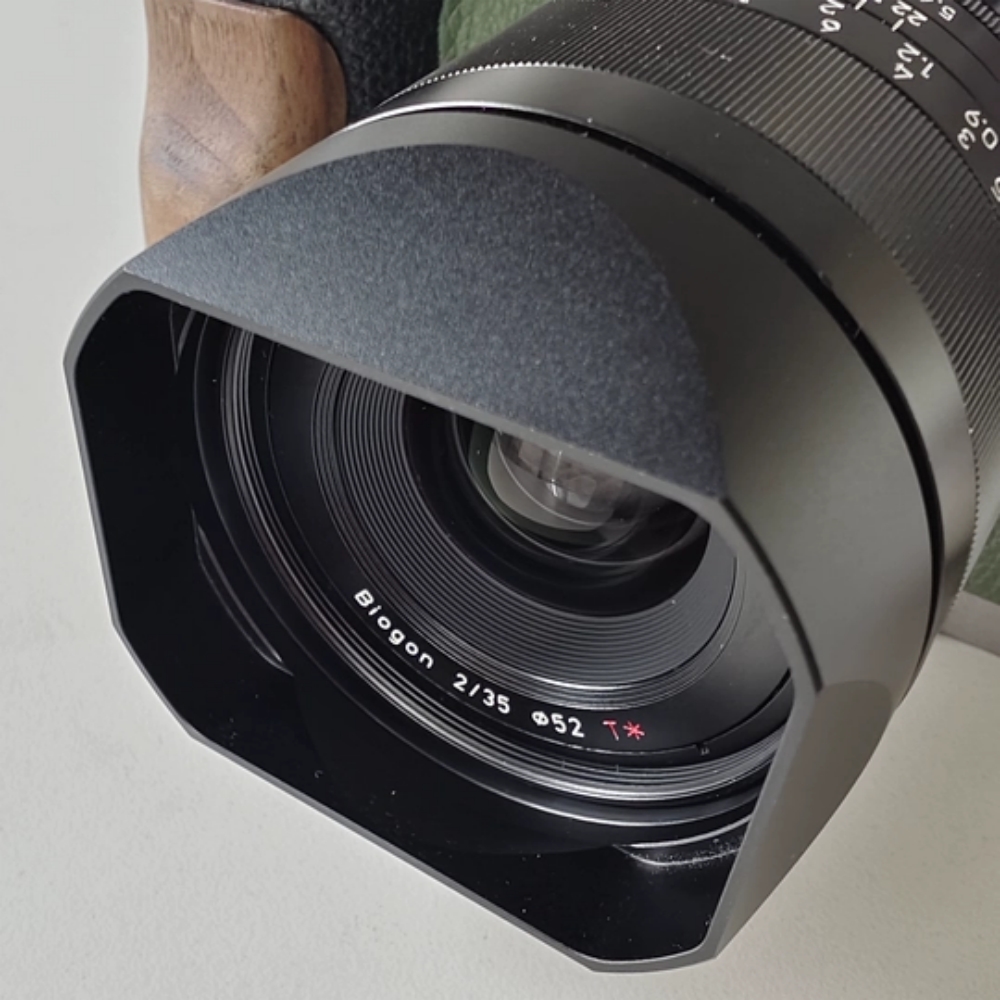 Gegenlichtblende 35 metall mit schraubverschluss für loxia 25 f 2.4 35 f 2 35 f 2 50 2 2 kamerazubehör: Bündel 2