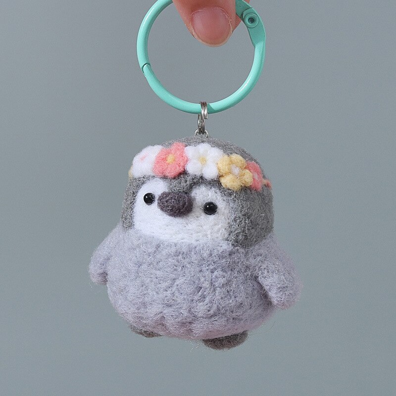 Unfinished Felt Kit 2022 Cute Animal Penguin Wool Needle Felt Kit Diy Material Bag Handmade Doll Toy Package: G