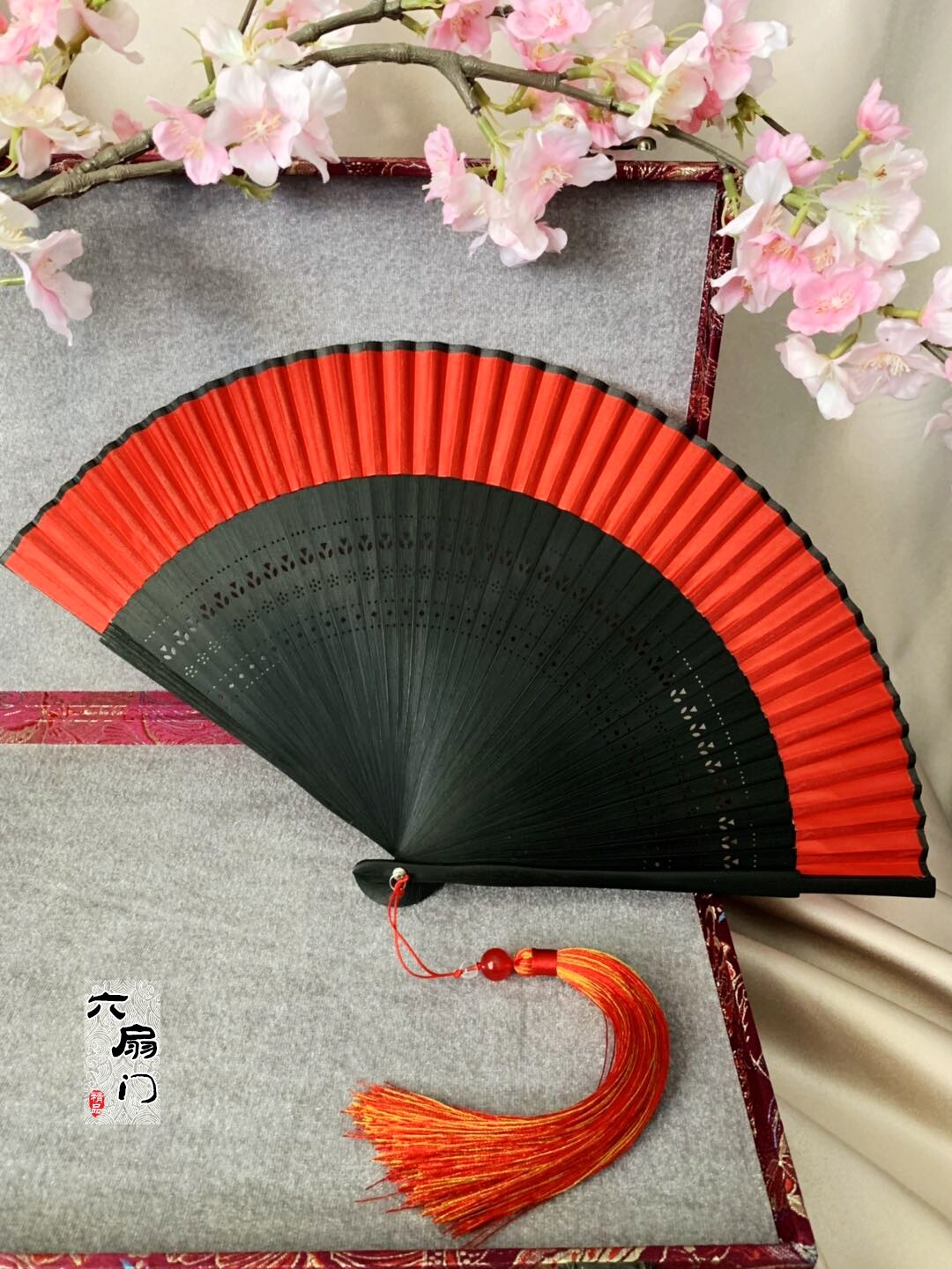 Edo japansk stil foldevifte kimono vifte i japansk stil ægte silke kvindelig vifte lille blomst udskåret gradient blank vifte gylden: 7