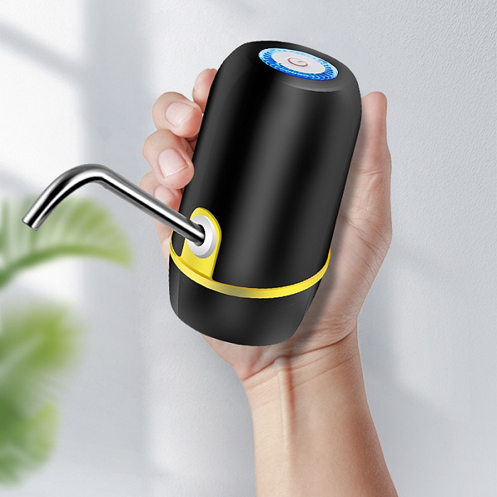 Bärbar touch-tone trådlös uppladdningsbar elektrisk dispenser vattenpump med usb-kabel / blått ljus  / 304 rostfritt stålrör: Svart