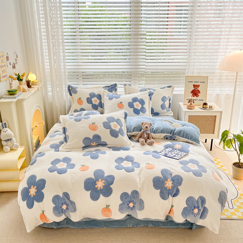 Cute Panda Milk Velvet Duvet Cover Boys Girls Bedroom Decor Cartoon Animal Bedding Autumn and Winter Soft Warm Comforter Cover: Beige