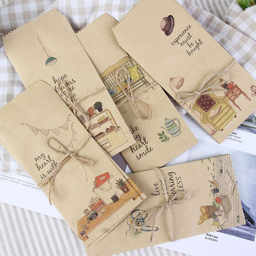 30pcs/set Retro Kraft Paper Envelope Cute Cartoon Child Envelopes for Weddings,Invitations, Office Letter School Stationery