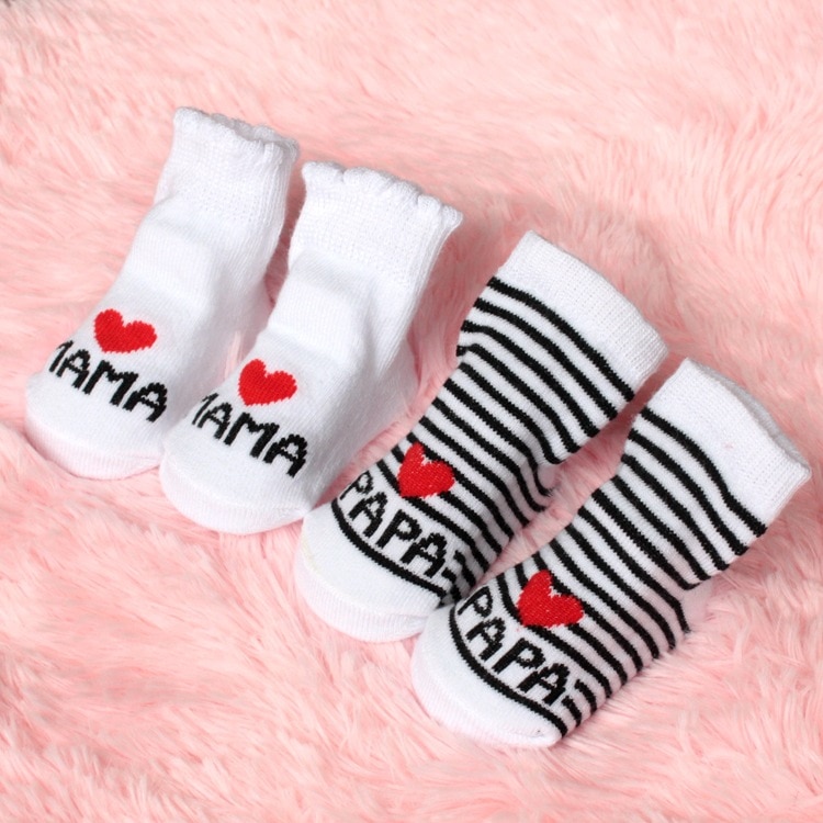 nuevos calcetines suaves encantadores del bebé recién nacido infantes niños niñas niños rayas algodón amor Mama/Papa calcetines 0 ~ 6 meses de