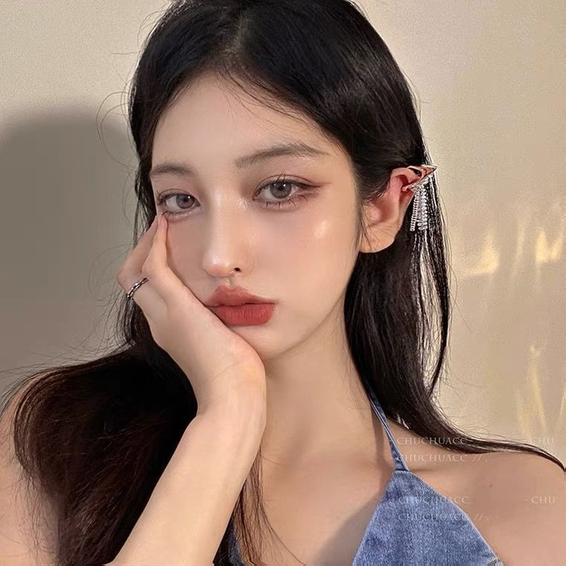 Elf Ear Display Face Small Ear Hook Female Ear Clip Without Piercing Ear Bone Clip Tassel Earrings Clip on Earrings Women
