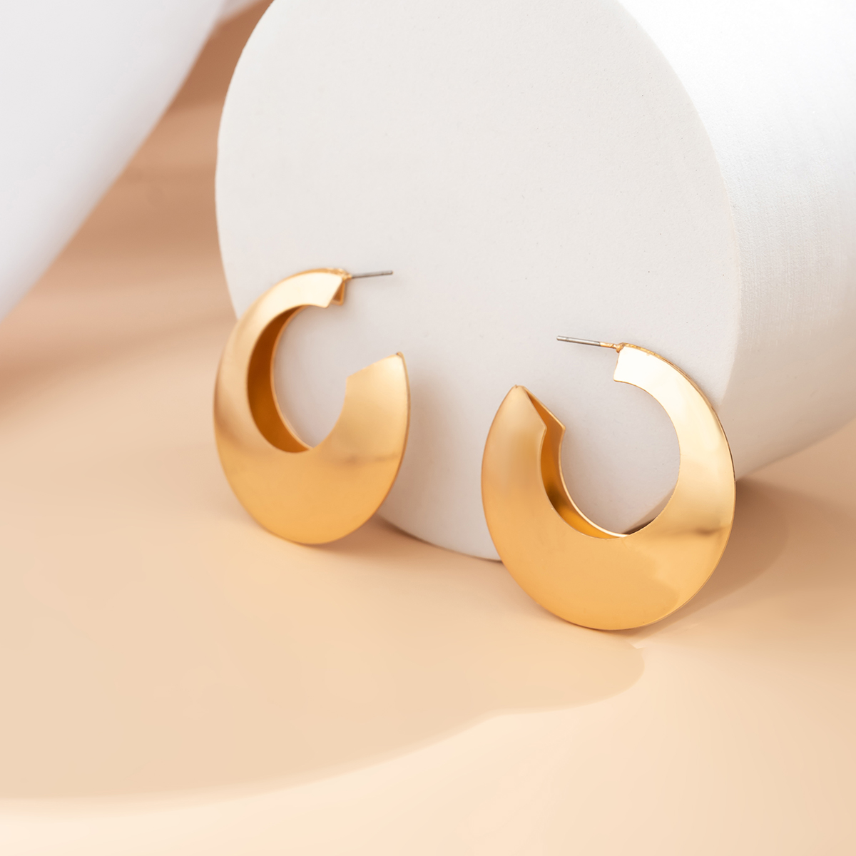 Pendientes de aro grandes y ahuecados para mujer, aretes grandes y elegantes de , accesorios de joyería, 2023