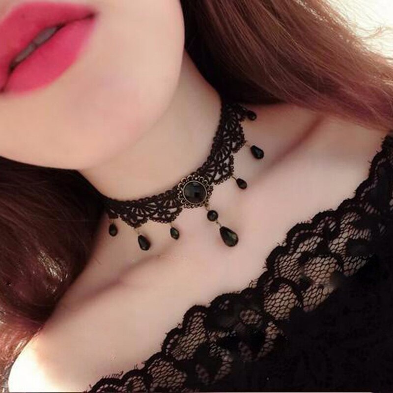 Choker Zwarte Bloem Strass Choker Ketting Vrouwen Bijoux Fluwelen Choker Sieraden Hollow Collares Collier Femme Verklaring Kolye