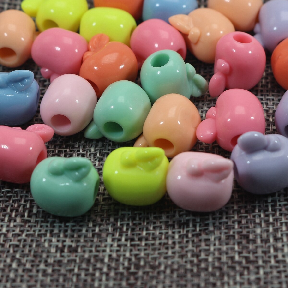 50 Mixed Pastel Color Acrylic Various Star Mouse Pony Beads for Kids Craft Kandi: Apple 15MM