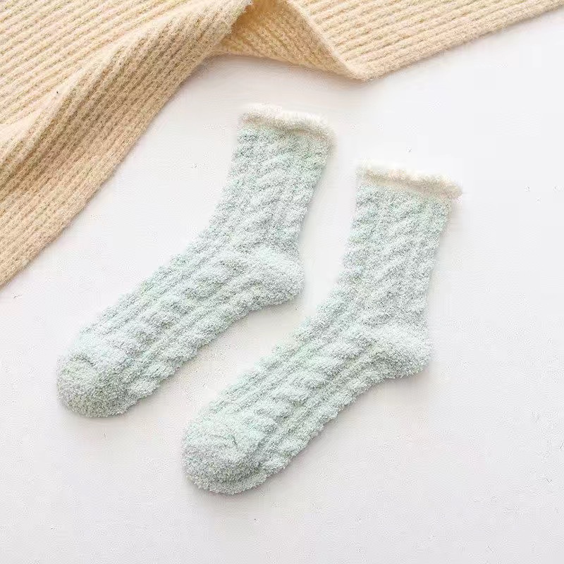One Pair Arrivals Twist Coral Fleece Socks Female Kawaii Tube socks Autumn Winter Cute Warm Fluffy Sleeping Floor Socks: S