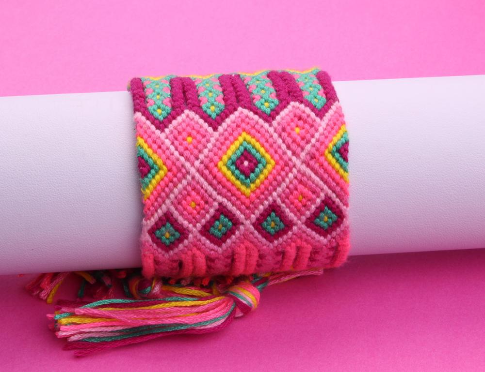 Pulsera de la Amistad tejida a mano para hombre y mujer, brazalete bohemio Hippie de 6cm de ancho, con borlas, para playa y verano