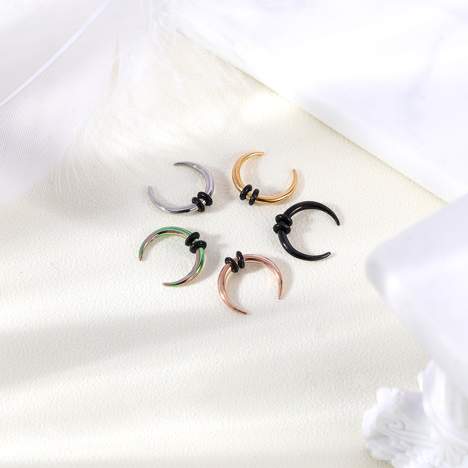 1 pièce Punk corne de bœuf forme acier inoxydable Septum Piercing 14G & 16G cône civière nez anneau noir nez expanseur 8MM/10MM