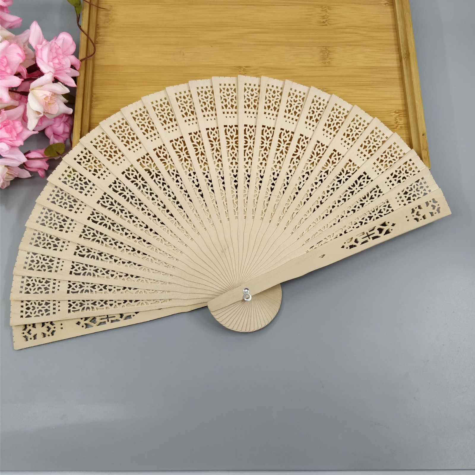Wedding Hand Fragrant Party Carved Bamboo Folding Fan Chinese Style Wooden Hand Fan Ladies Fans Abanicos Para Boda G815: L