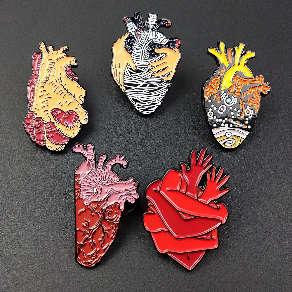 Broches de dibujos animados con corazón esmaltado, insignias, bolsos, alfiler de Metal, para amigos, joyería, broche, ropa artesanal, sombreros, mochila