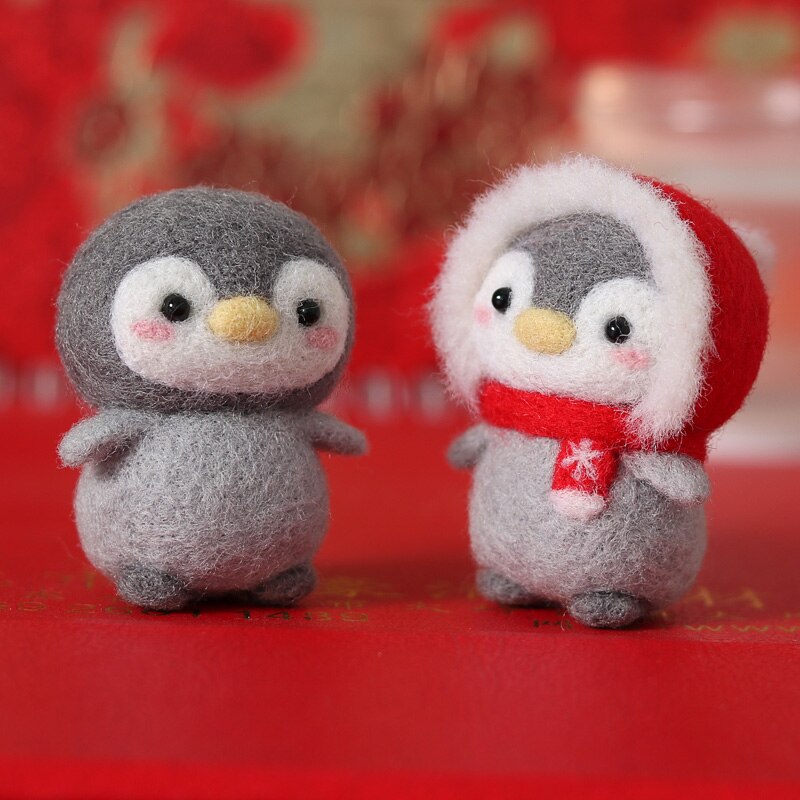Unfinished Felt Kit 2021 New Christmas New Year Penguin Wool Needle Felt Kit Diy Material Bag Handmade Doll Package Toy