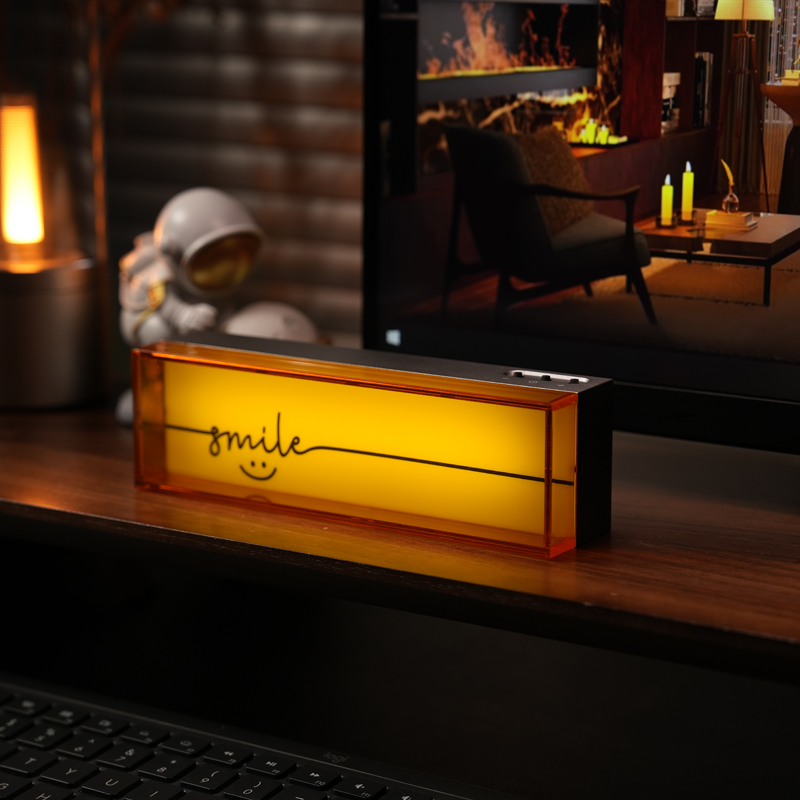 Caja de luz LED con adorno de luz ambiental, interfaz de USB-C, carga de tres niveles de brillo, decoración de habitación de deportes electrónicos para dormitorio y oficina: Morado