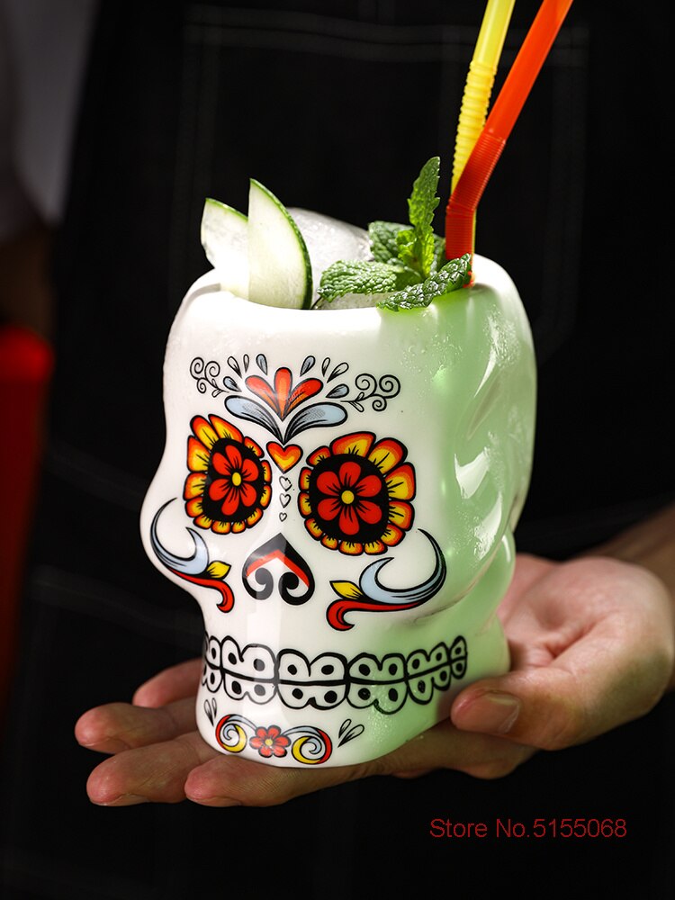 Cráneo de tatuaje cóctel especial de América del Norte taza de TIKI de Hawaii con cara pintada de flores, Bar, cultura Molecular, mezclada, copa de vino