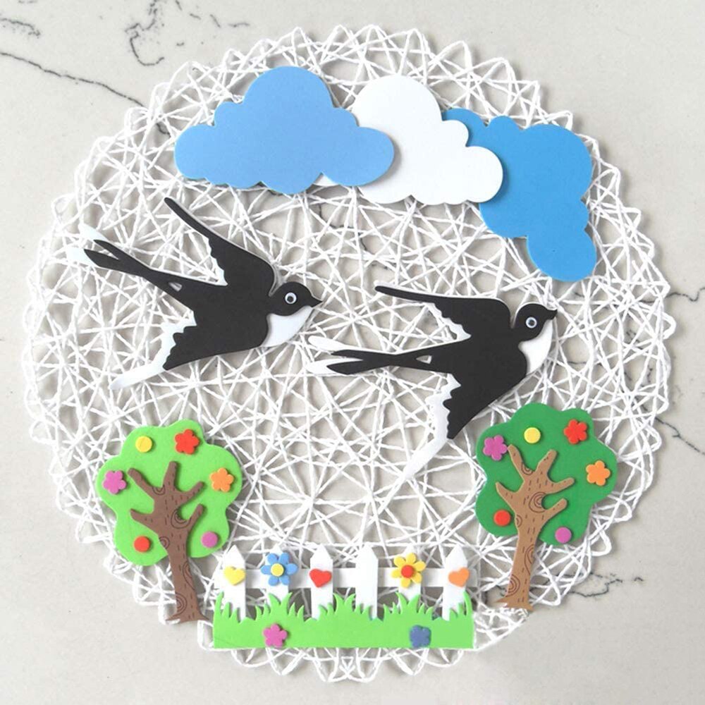 BWK Stevige Ronde Placemat - Vrolijk Wit Hondje in het Park - Set van 2 Placemats