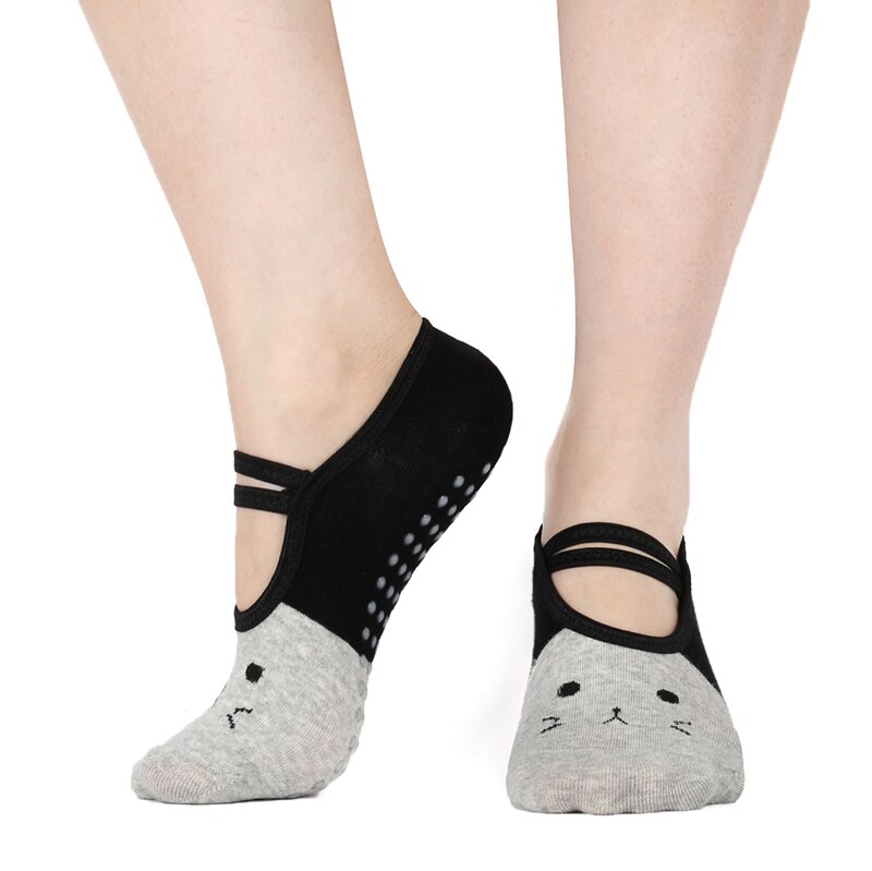 Sports girl Yoga Pilates Socks Cute Cat Grip Pilates Sox Fitness Non Skid Foot Cotton Foot Socken Dance Slippers Ballet