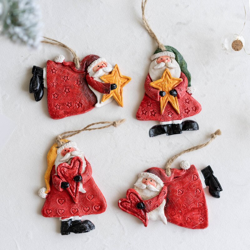 Julepynt kreativitet nisse sokker elg juletre lite anheng hengende harpiks håndverk årsfest hjemmeinnredning