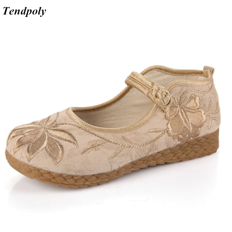 The Flat cloth Women shoes comfortable soft bottom retro elderly embroidered leisure Women's shoes national style