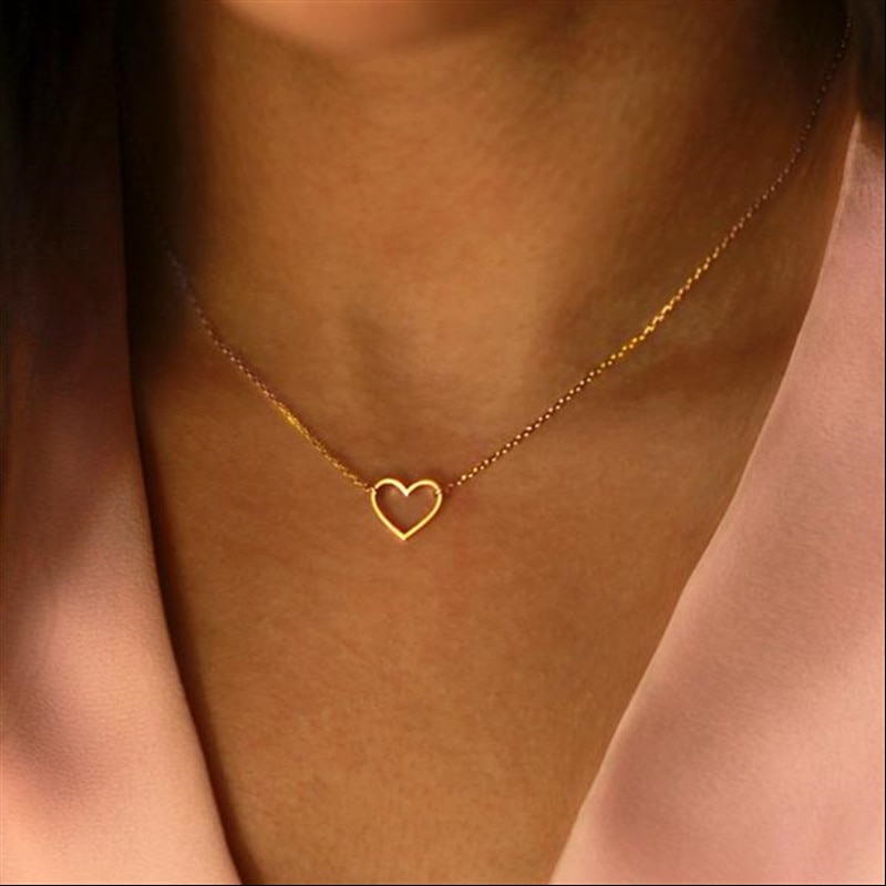 Dainty Heart Necklace Heart Choker Heart Necklace Heart Jewelry Small Heart Necklace GOLD Heart Necklace for Mom Wife