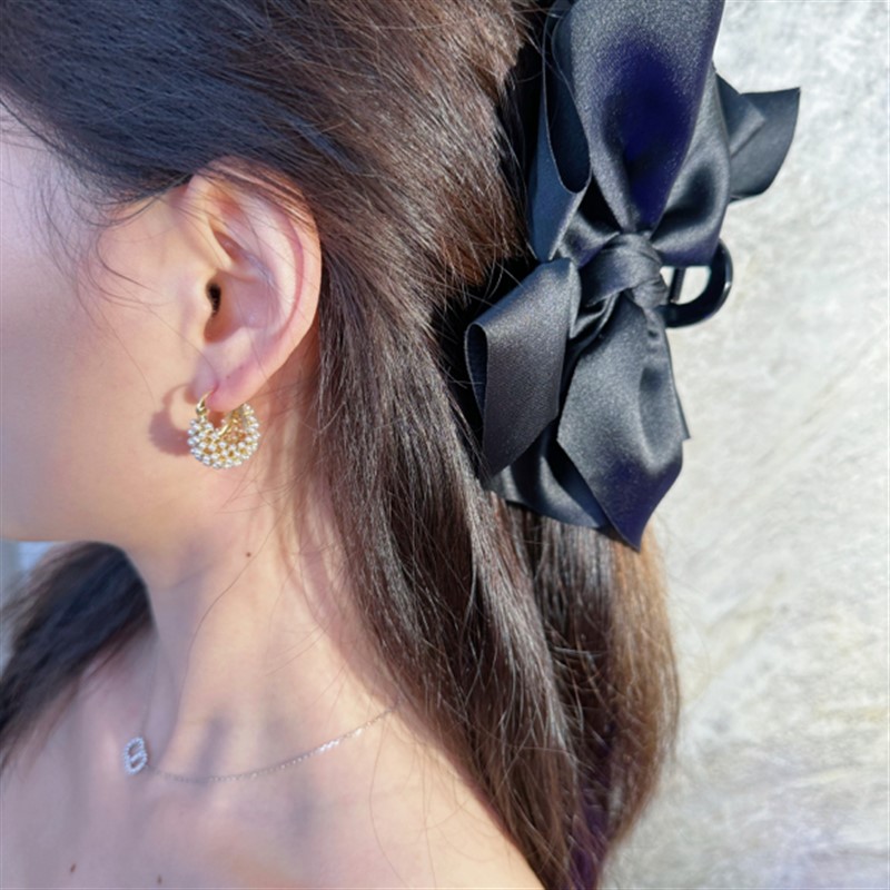 Koreanische neue Schmuck weiße Perle Tasche U-förmige Korb Ohrringe elegante Frauen tägliche Arbeit Accessoires