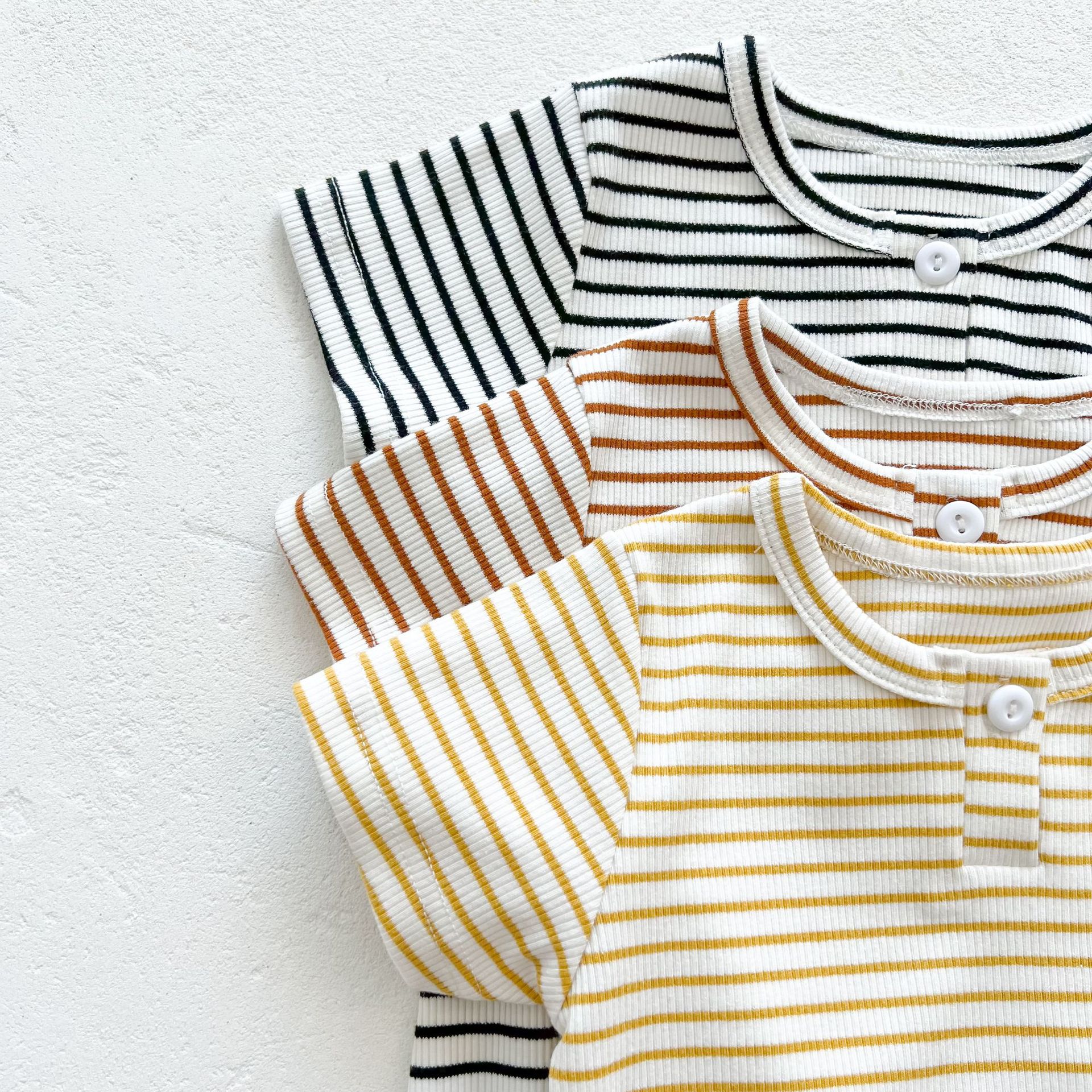 1679b Baby-bodys mit streifenmuster für neugeborene , 2022 sommer-Baby-jumpsuits mit streifenmuster und kurzen ärmeln für jungen