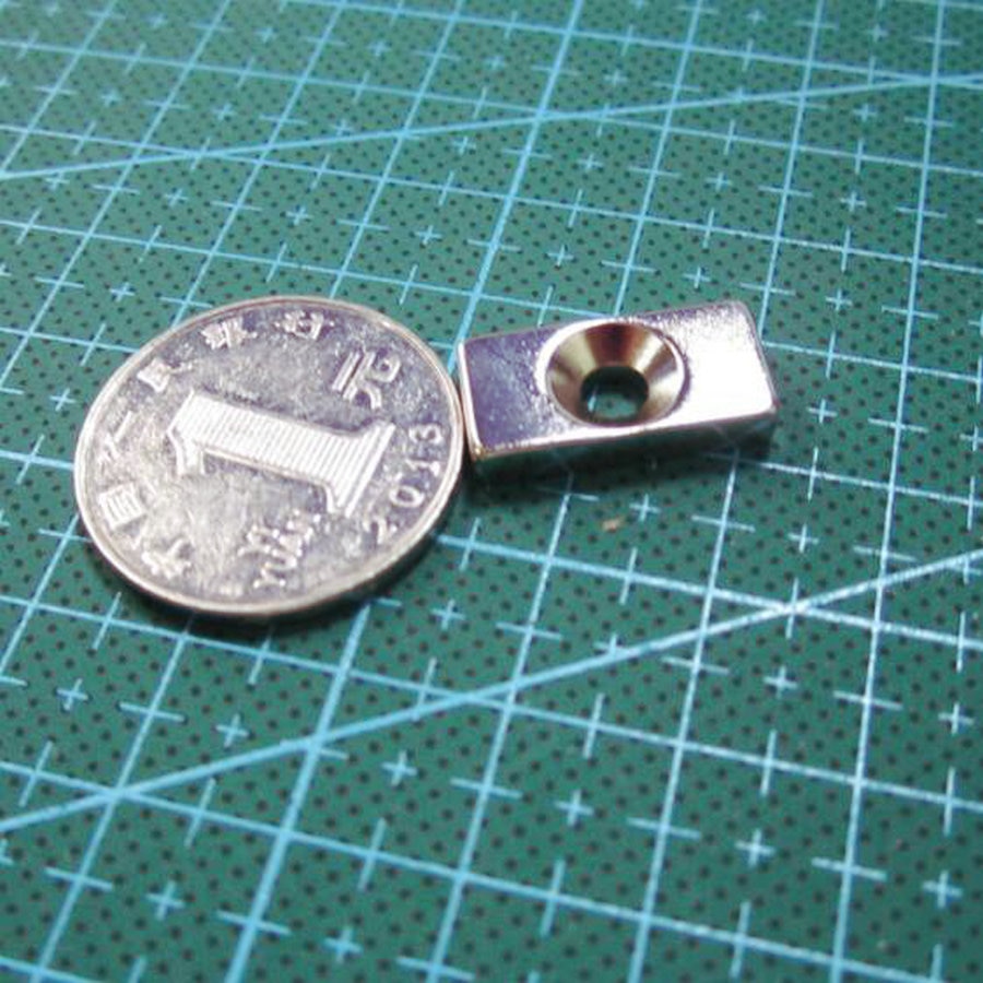 2pcs NdFeB Fix Magnet 20x10x4 mm with M4 Screw Countersunk Hole Block N42 Neodymium Rare Earth Permanent Magnet 20*10*4-4