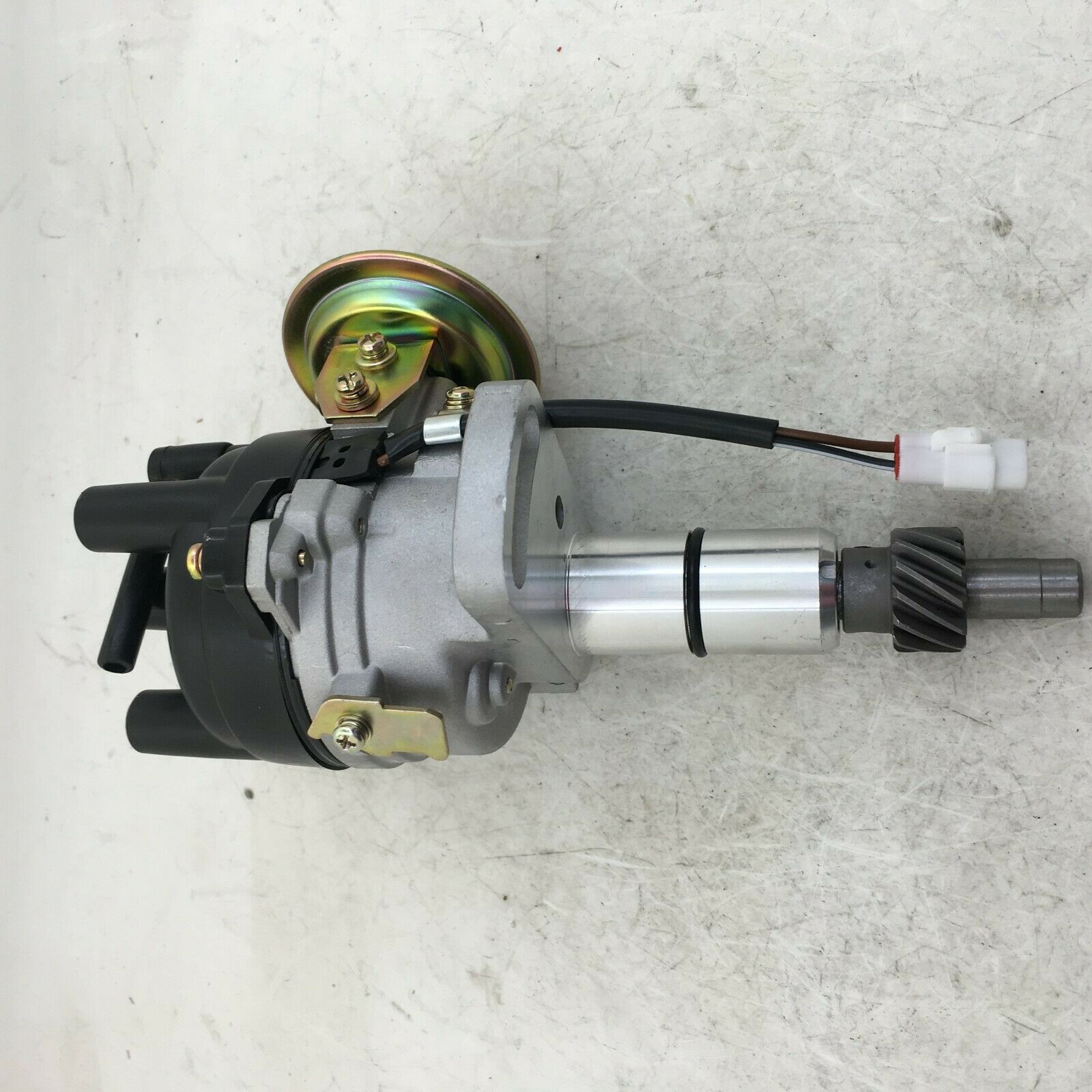 Distributor for Suzuki Carry F6A &amp; Mitsubishi U42T 660cc engine Jimny JA71 complete distributor 3 CYLINDERS