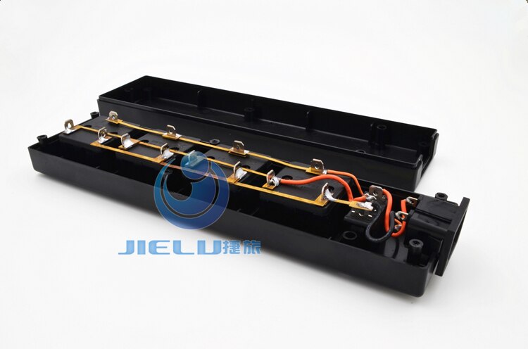 4-Outlet Universal socket with overload protector,Circuit Breaker Switch,4 Ways Outlet extend PDU power strip