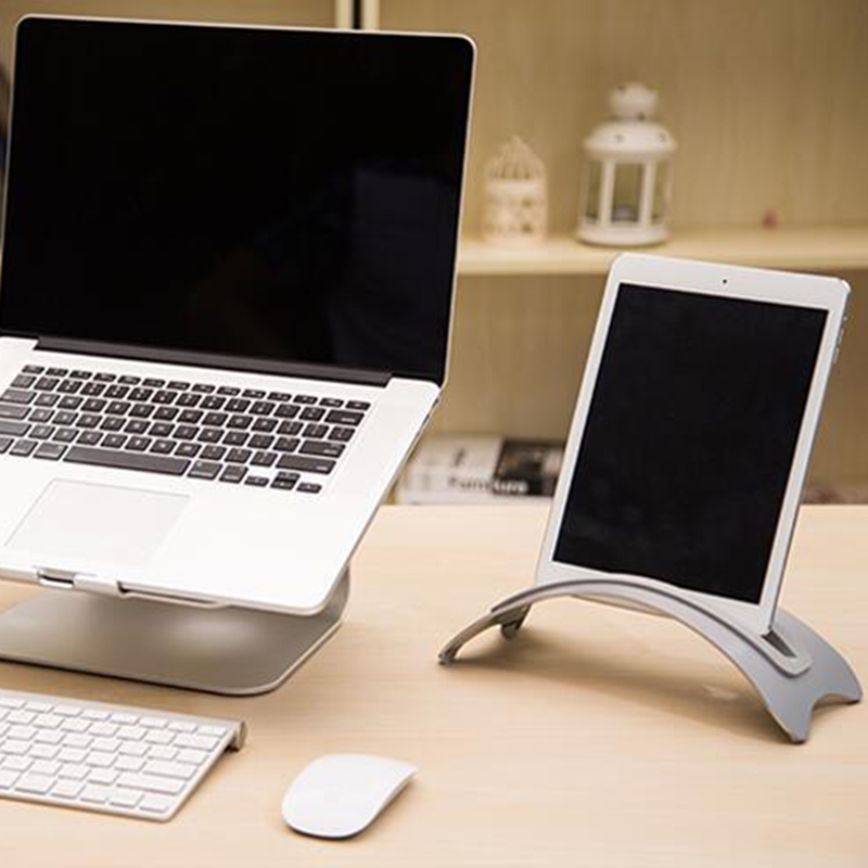 Platzsparender vertikaler laptopständer aus aluminium für den schreibtisch, aufgestellter halter für macbook pro air, 2 stück silicagel-pad
