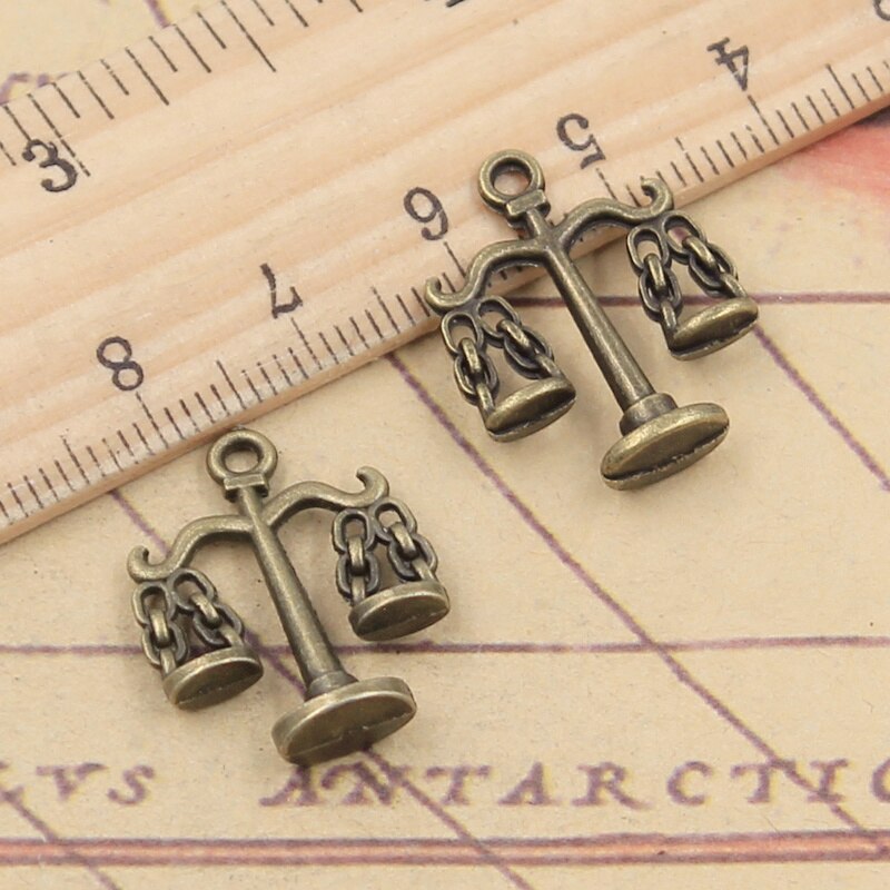 20 sztuk uroki waga wagi sprawiedliwości 17x22mm DIY biżuteria retro bransoletka naszyjnik antyczny brąz srebrny kolorowy wisiorek: antyczny brązowy