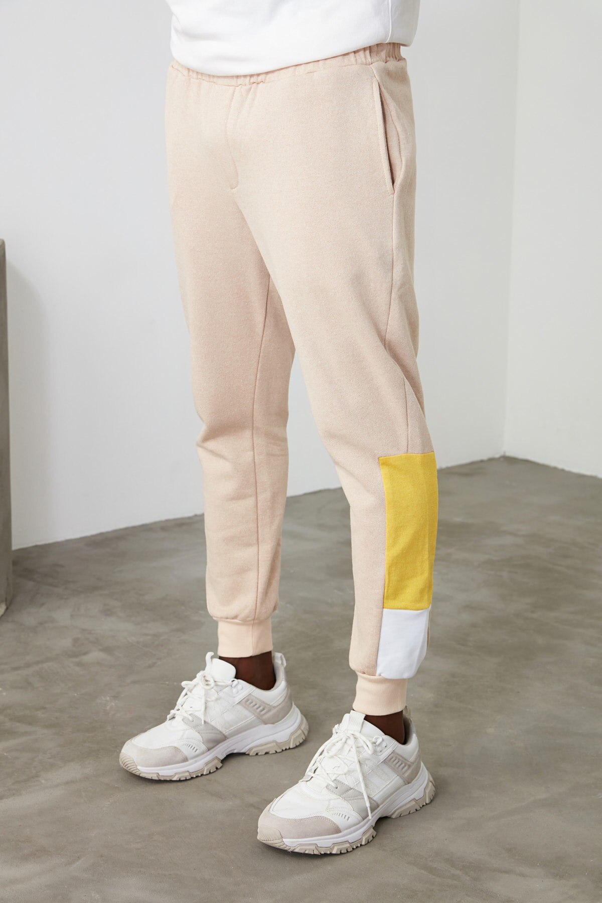 Trendyol Männlich Jogginghose TMNAW21EA0117