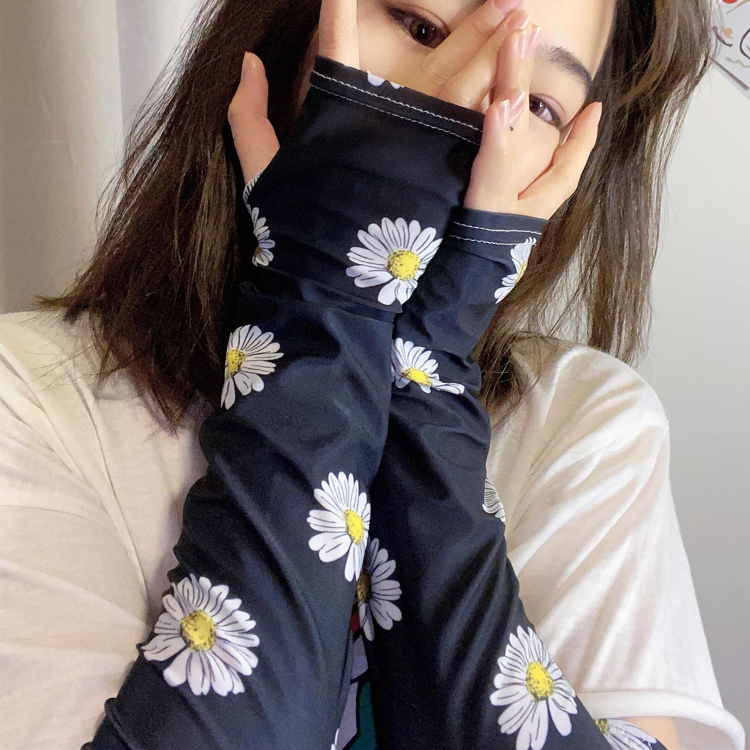 Nyaste kvinnor blommönster isärmar sommararmvärmare solskydd sporthandskar cool is silke anti-uv-ärm: D