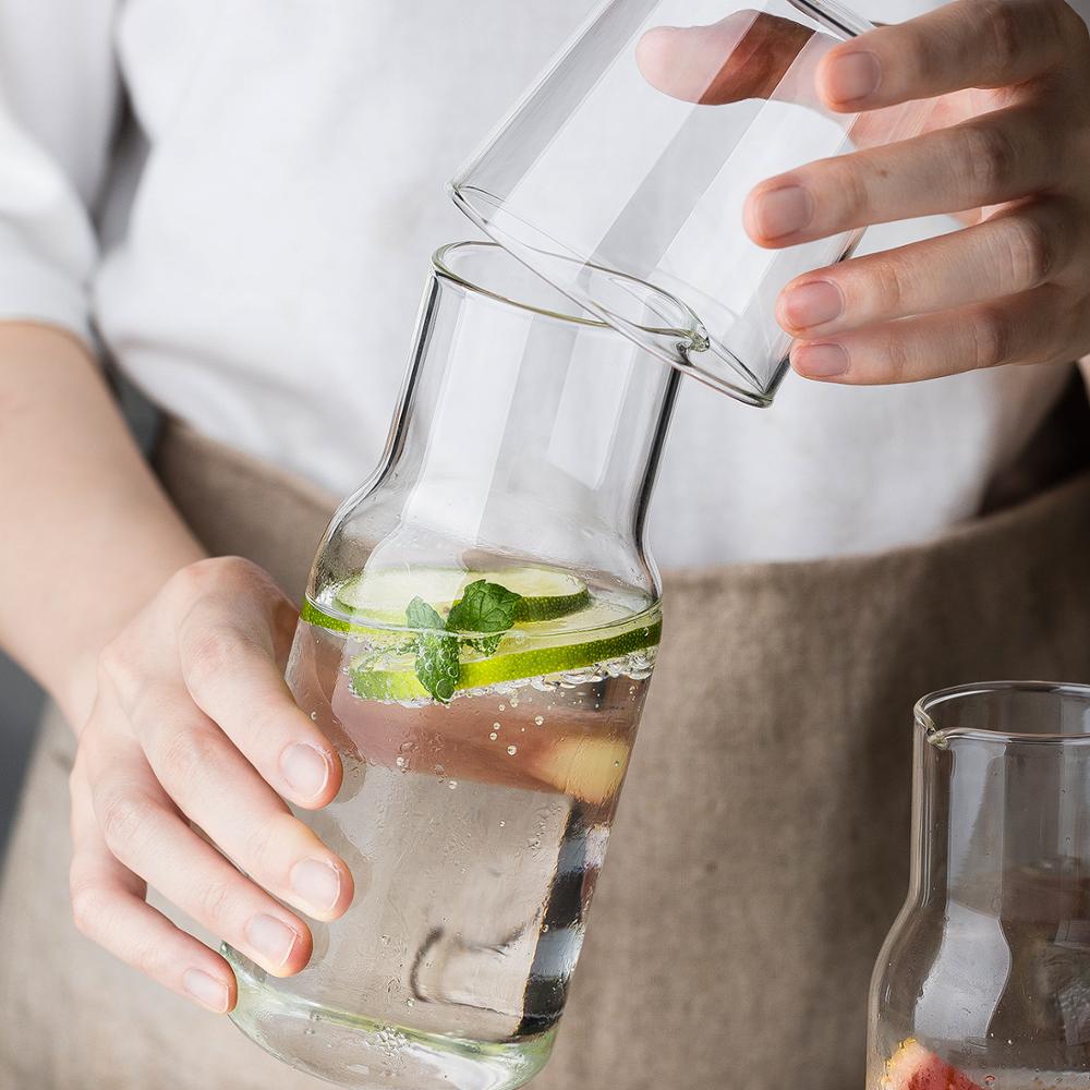 2 st/set vattenkaraffel med tumbler glas kallvattenflaskkopp koppar sängkanna vattenkanna högtemperaturbeständig flaska