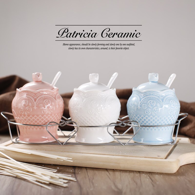 Keramische Bone China Caster Zout Suiker Pot Set (3 Stks) met Graveren Rose Patroon voor Keuken Koken