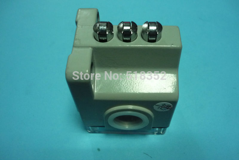 JW2-11AZ/3 Beijing Primera máquina herramienta electrodoméstico Micro interruptor de Posición límite, EDM máquina de corte de alambre piezas eléctricas