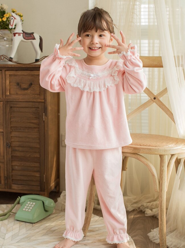 Efterår vinter børn pige lolita lyserød fløjl pyjamasæt. plade toppe + bukser. vintage småbørn kid pyjamas sæt. varm søvn loungewear: M højde 105-115cm