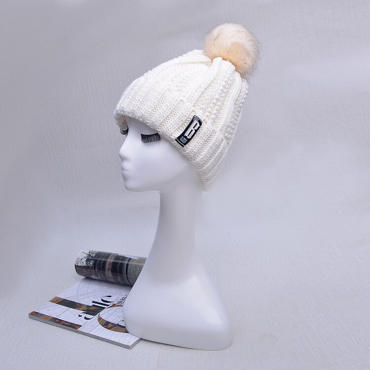 Winter gebreide mutsen dames dikke warme muts skullies muts dames gebreide letter muts mutsen outdoor muts en sjaal: Whirt 2