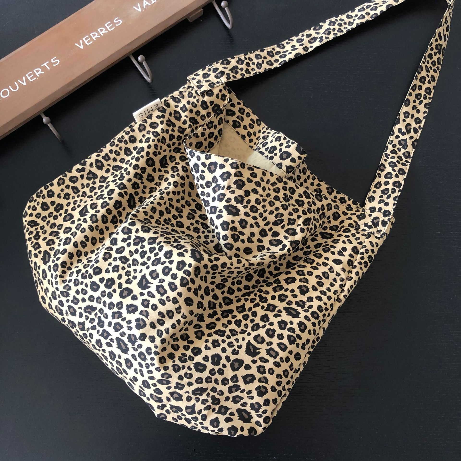 Grote Capaciteit Vrouwen Eco Herbruikbare Boodschappentas Luipaard Patroon Dames Canvas Schoudertassen Student Meisjes School Tote Handtassen: brown leopard