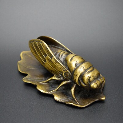 Metal Paperweight Lovely Cicada Paper Weight Chinese Calligraphy Bronze Paperweights Living/Study Room Decoration: RED