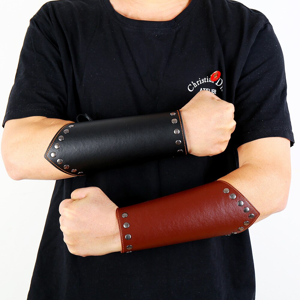 WANGAIYAO New Punk Rivet bracciale largo in pelle semplice filo di cera intrecciato cinturino in pelle cinturino da polso locomotiva equitazione braccio guardia