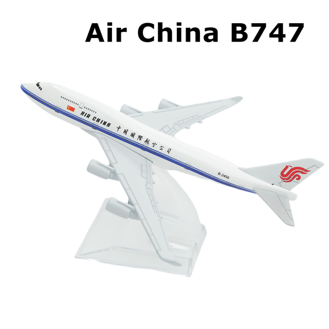 Miniatura dell&#39;ornamento del ricordo da collezione di aviazione del mondo di 15cm del modello 15cm della lega dell&#39;aeroplano della cina south Airlines B787: Air China B747