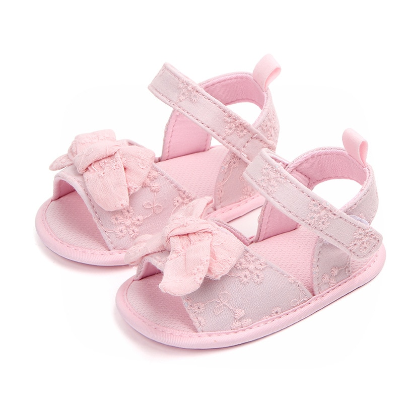 Neue Sommer Weiche Baumwolle Neugeborenen Baby Mädchen Sandalen Solide Rosa Weiß Spitze Prinzessin Baby Schuhe nicht-Unterhose Weiche Sohle erste Wanderer