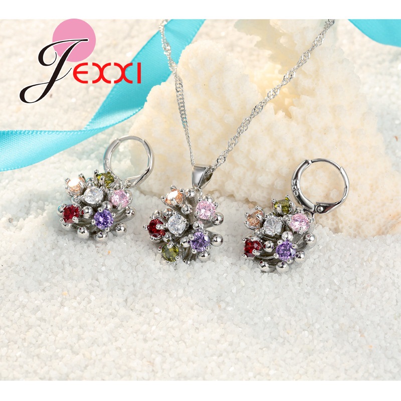 Beautiful Flower Pendant Necklace Earrings Cute Clear Crystal Woman 925 Sterling Silver Jewelry Set