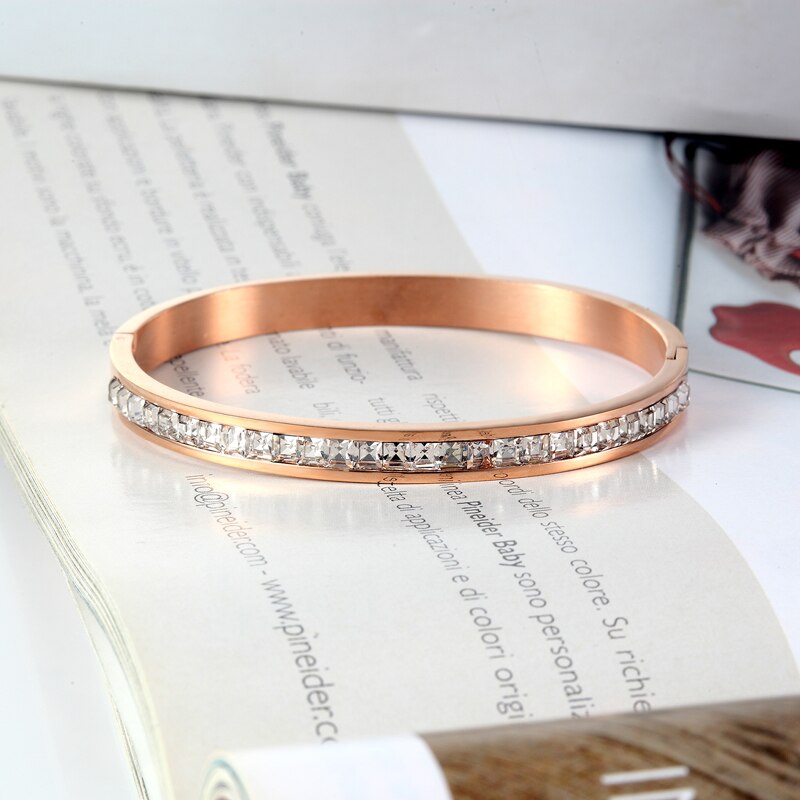 Pulseras de circón brillante con incrustaciones para mujer, brazaletes de amor de acero inoxidable, joyería de boda, novedad