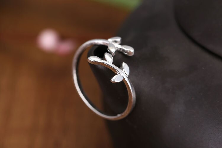 Fresh Leaf 925 Sterling Silver Literary Temperament Sweet Personality Cute Female Resizable Opening Rings SRI103: Silver