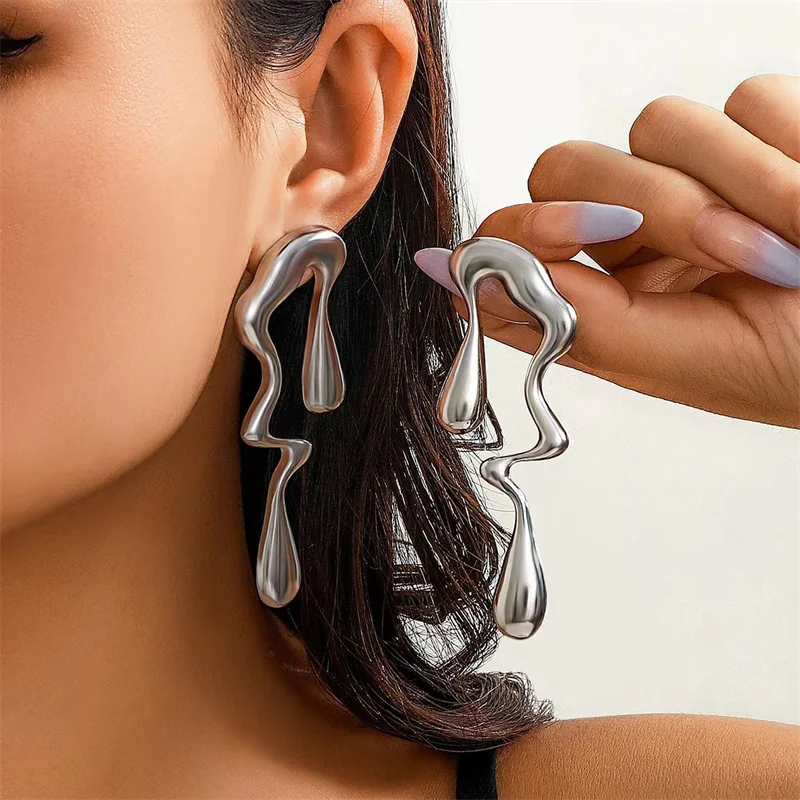 Pendientes creativos de Metal irregulares con forma de gota de agua para mujer, pendientes largos geométricos de Color dorado Vintage, de joyería: Marrón