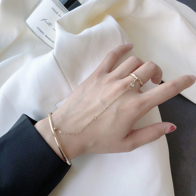 The Female geometric bracelet One-piece back bracelet ring chain Ring chain long metal bracelet party for men and women